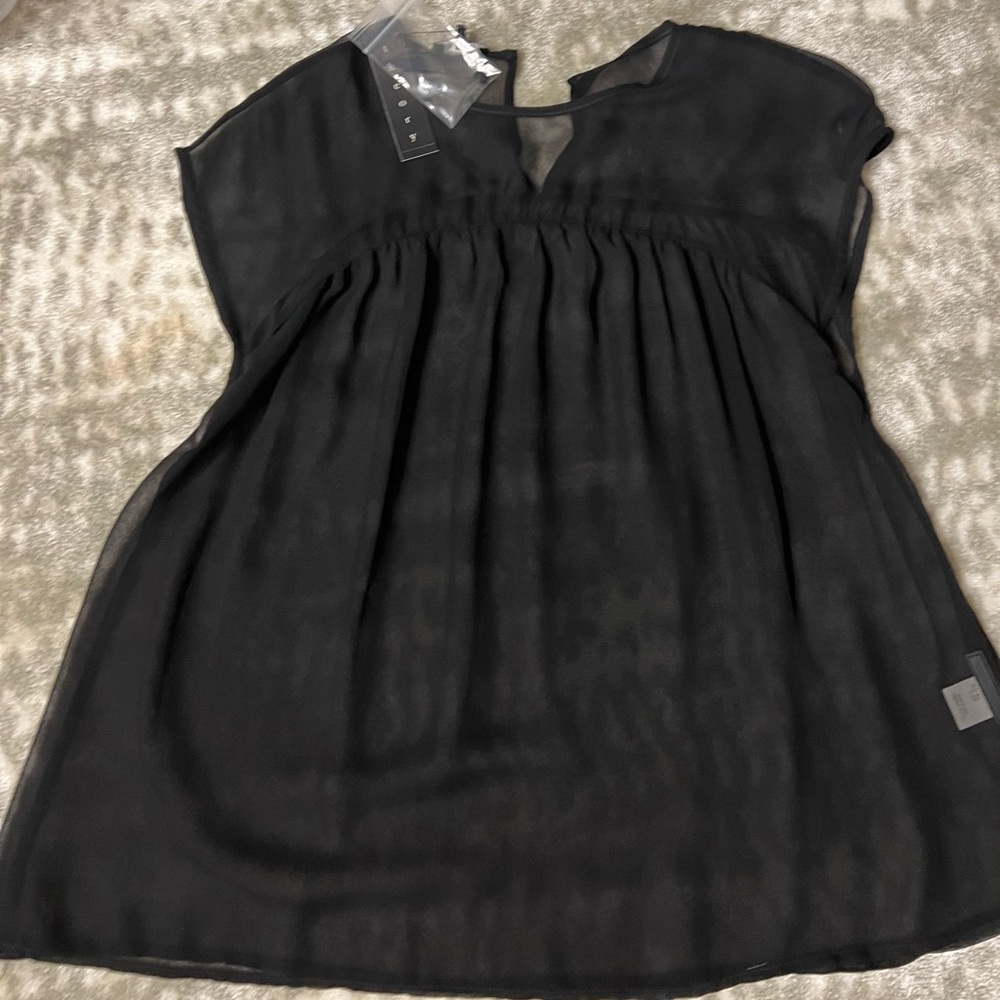 ***NWT*** Women’s Theory Estrella Sheer Top in Black